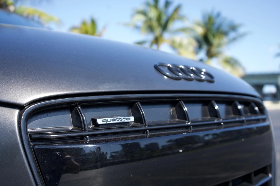 2011 Audi 42 R8 - Image 15 of 31