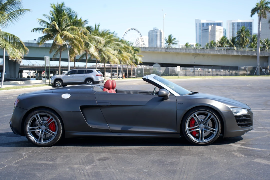 2011 Audi 42 R8 - Image 5 of 31