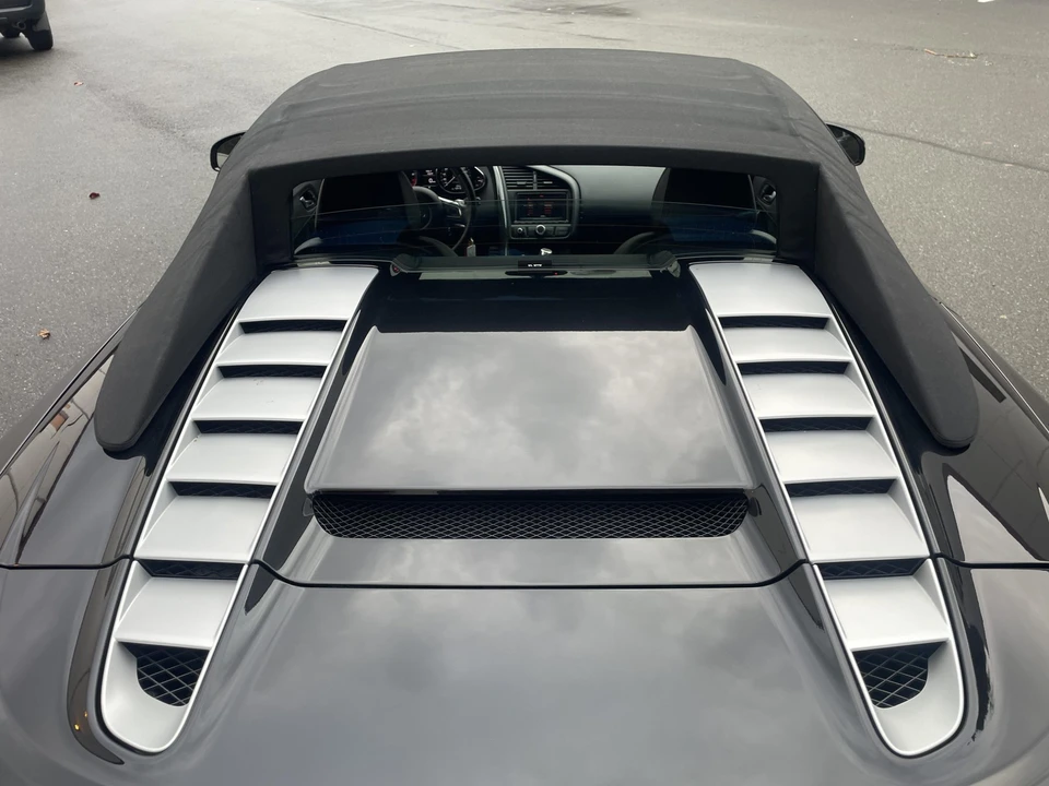 2011 Audi 42 R8 - Image 26 of 31
