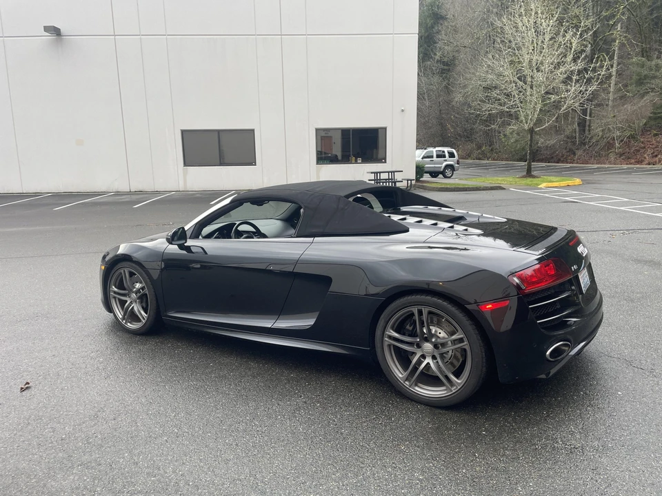 2011 Audi 42 R8 - Image 14 of 31