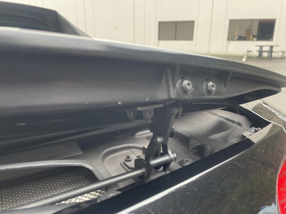 2011 Audi 42 R8 - Image 31 of 31