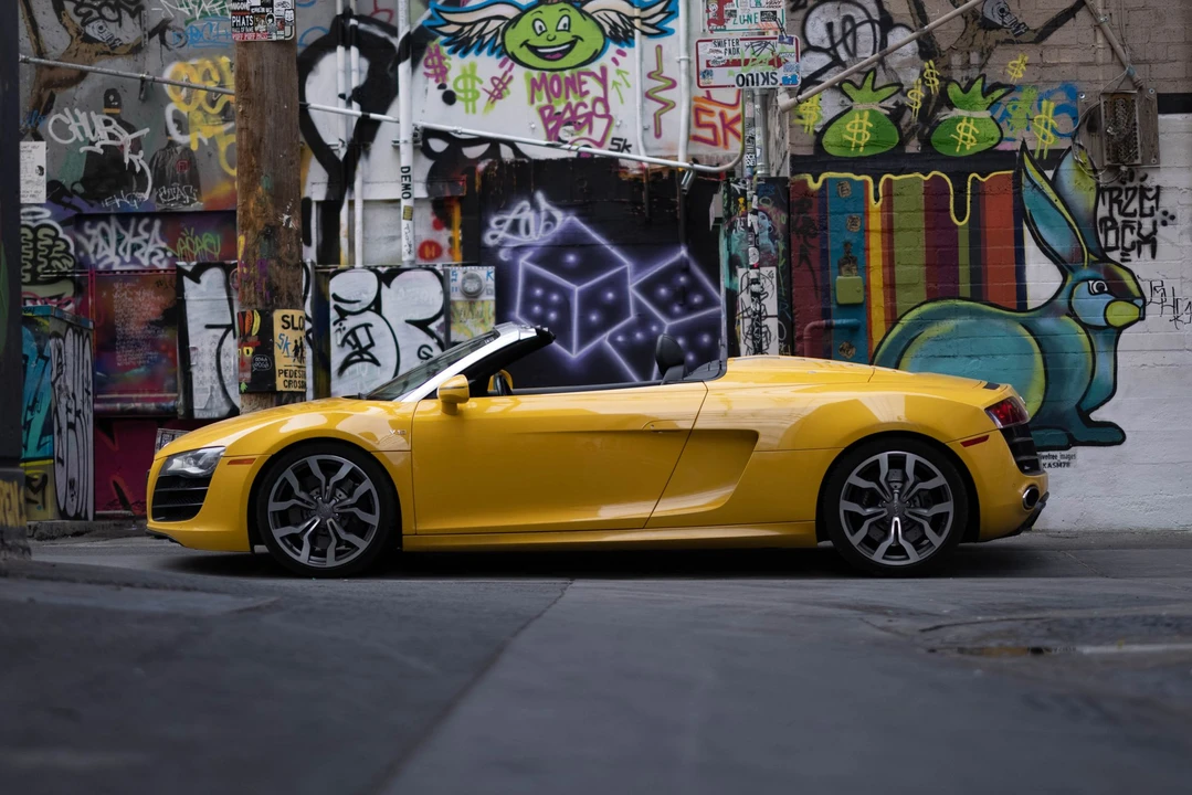 2011 Audi 42 R8 - Image 5 of 31