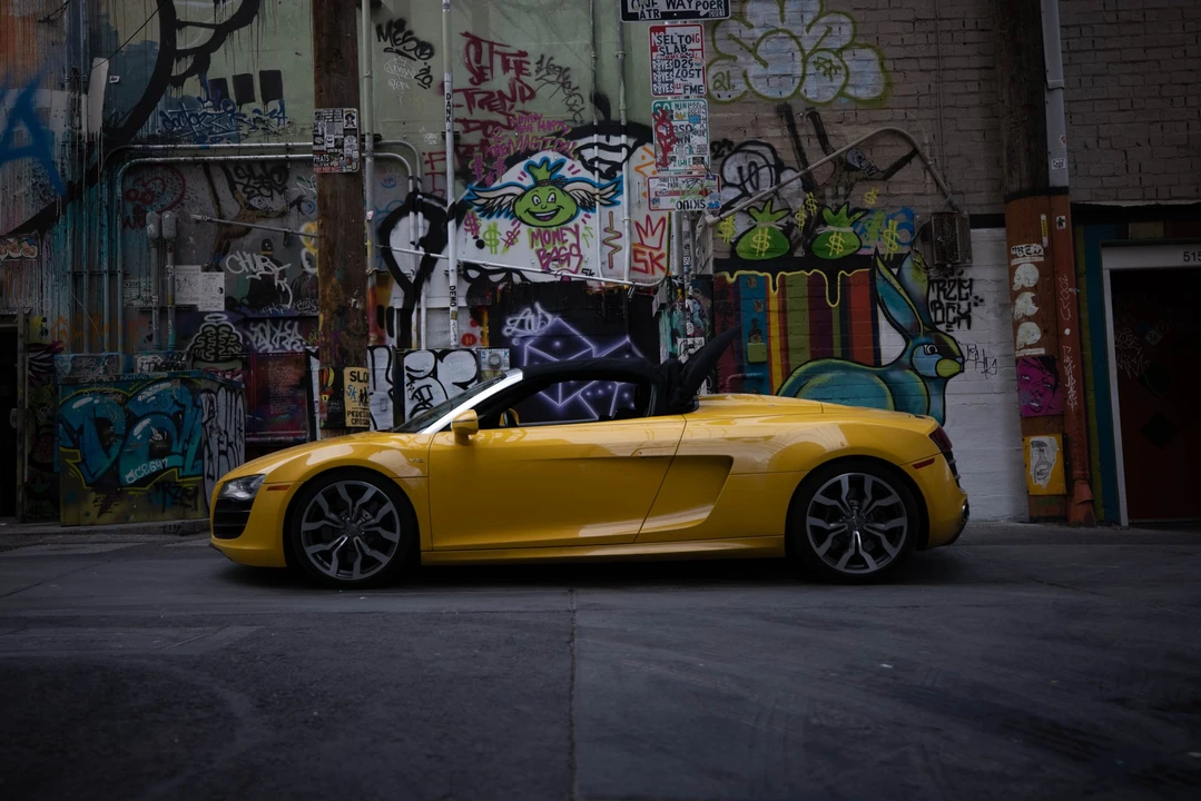 2011 Audi 42 R8 - Image 13 of 31