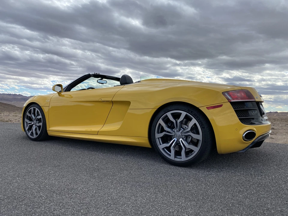 2011 Audi 42 R8 - Image 28 of 31