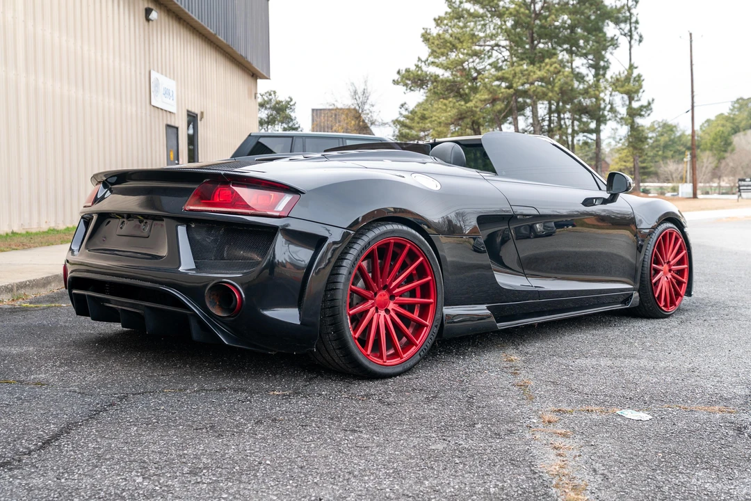 2011 Audi 42 R8 - Image 9 of 31