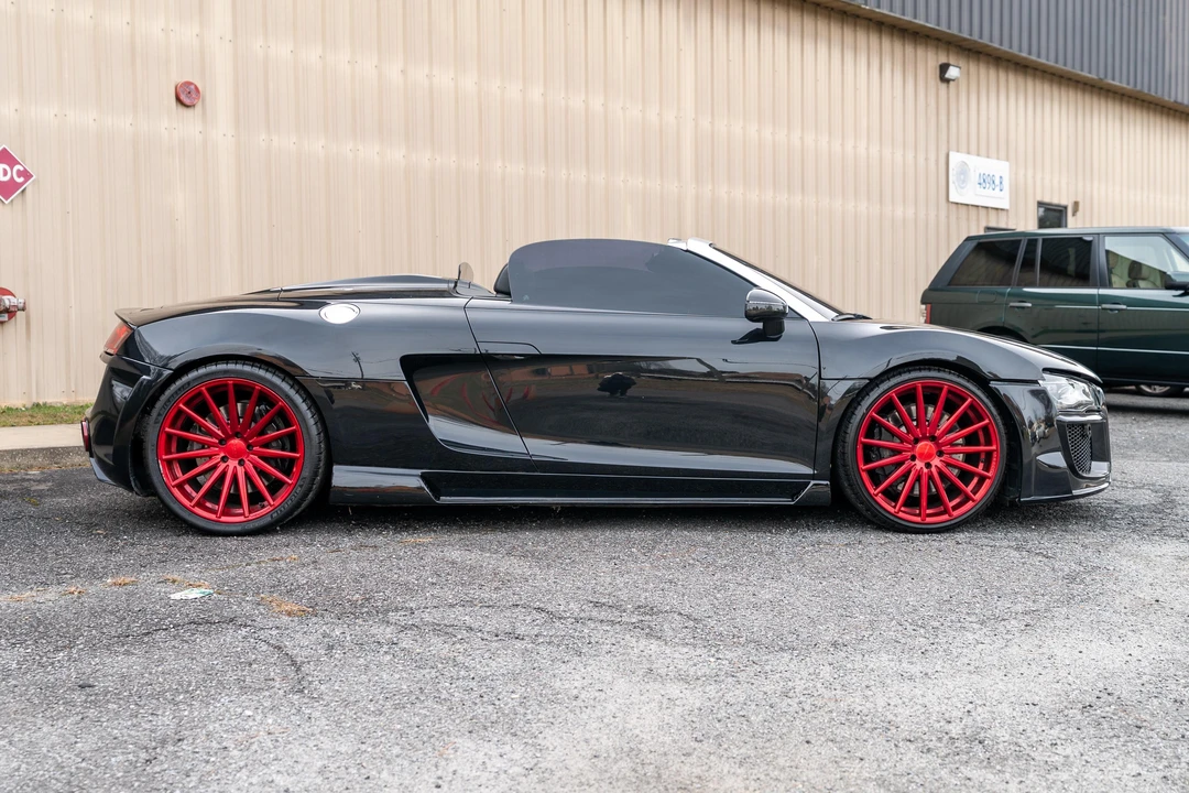 2011 Audi 42 R8 - Image 10 of 31