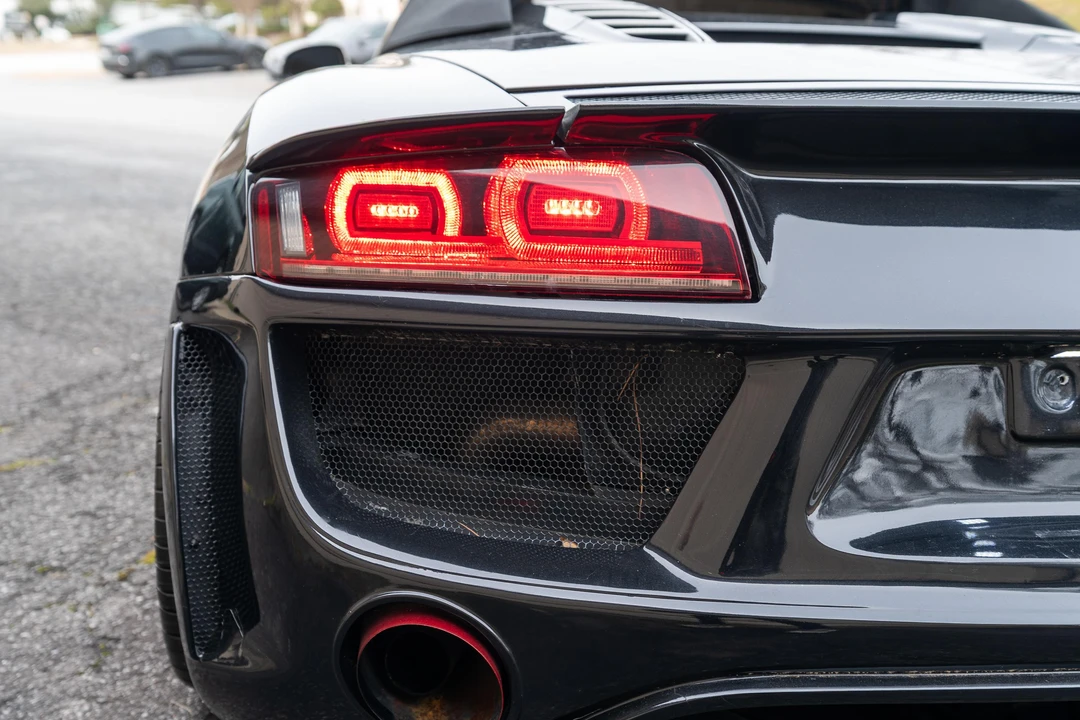 2011 Audi 42 R8 - Image 30 of 31