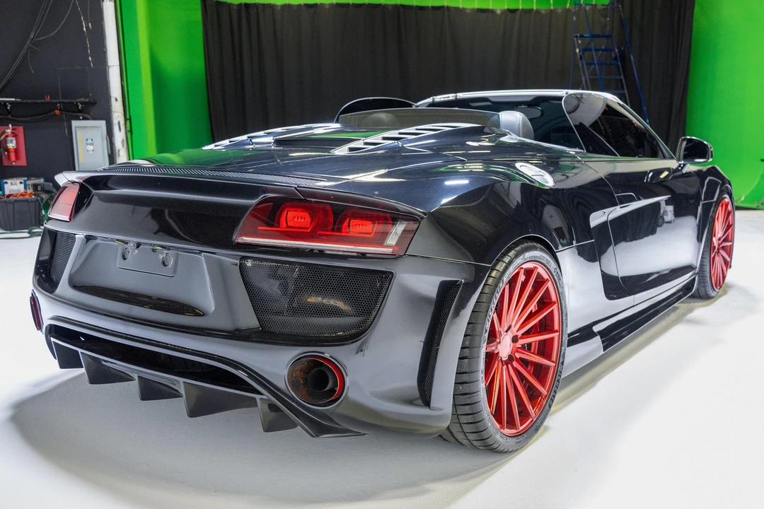 2011 Audi 42 R8 - Image 4 of 31