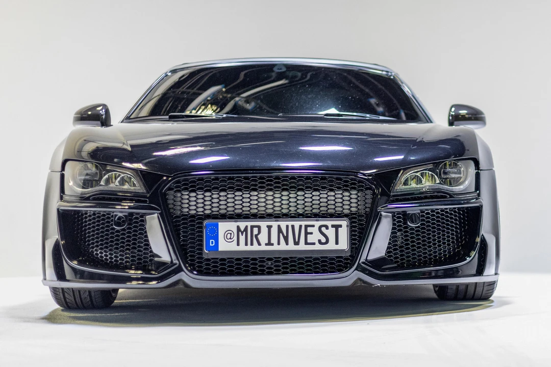 2011 Audi 42 R8 - Image 12 of 31
