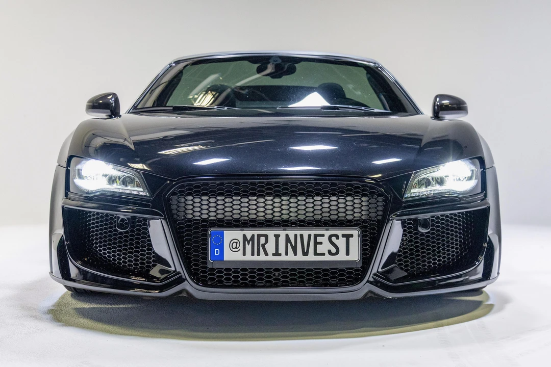 2011 Audi 42 R8 - Image 6 of 31