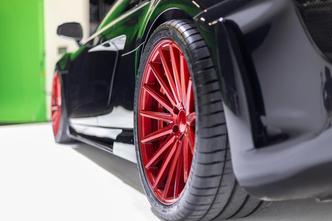 2011 Audi 42 R8 - Image 30 of 31