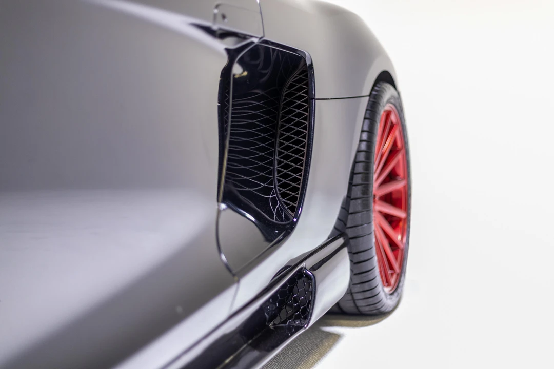 2011 Audi 42 R8 - Image 28 of 31