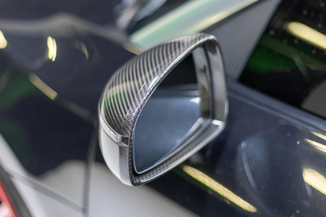 2011 Audi 42 R8 - Image 26 of 31