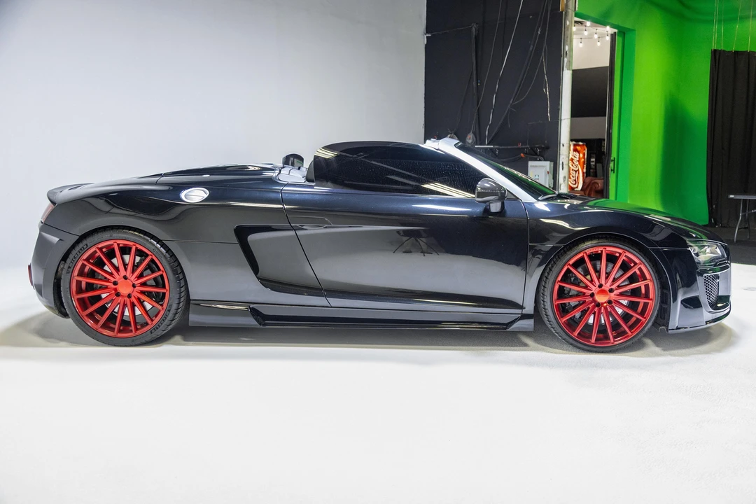 2011 Audi 42 R8 - Image 3 of 31