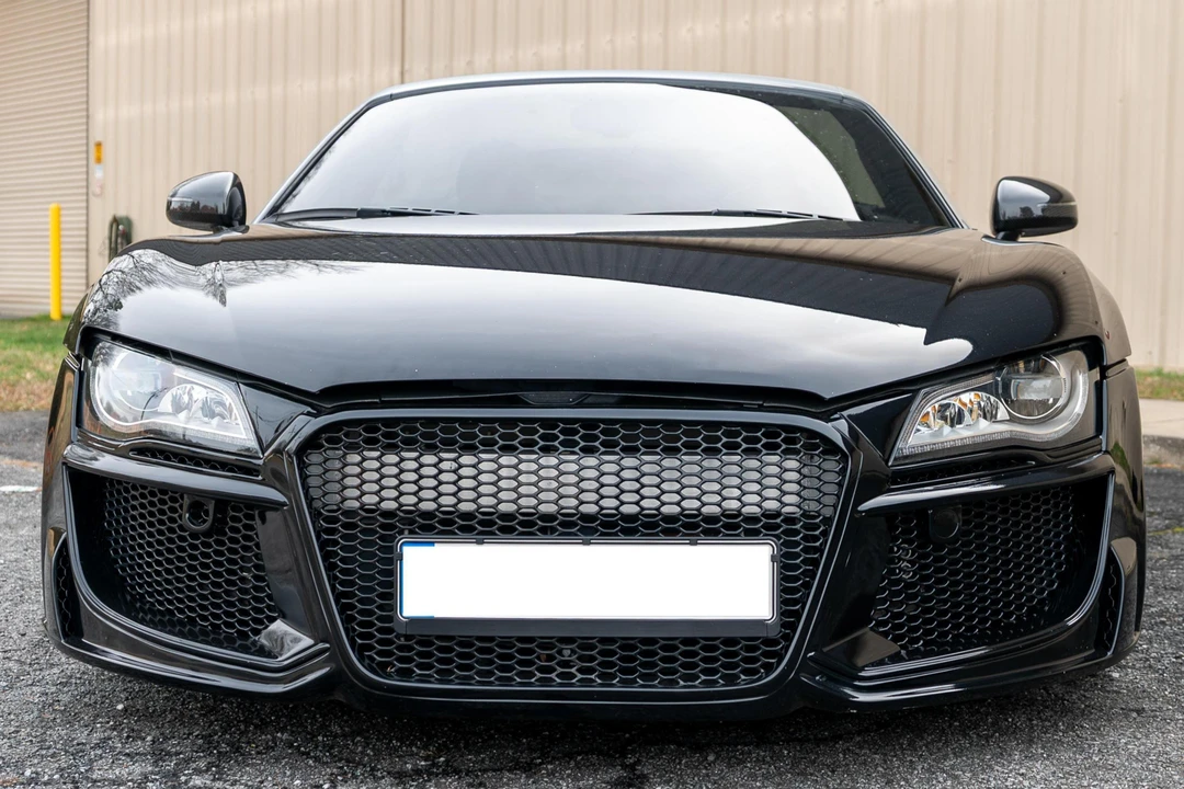 2011 Audi 42 R8 - Image 2 of 31