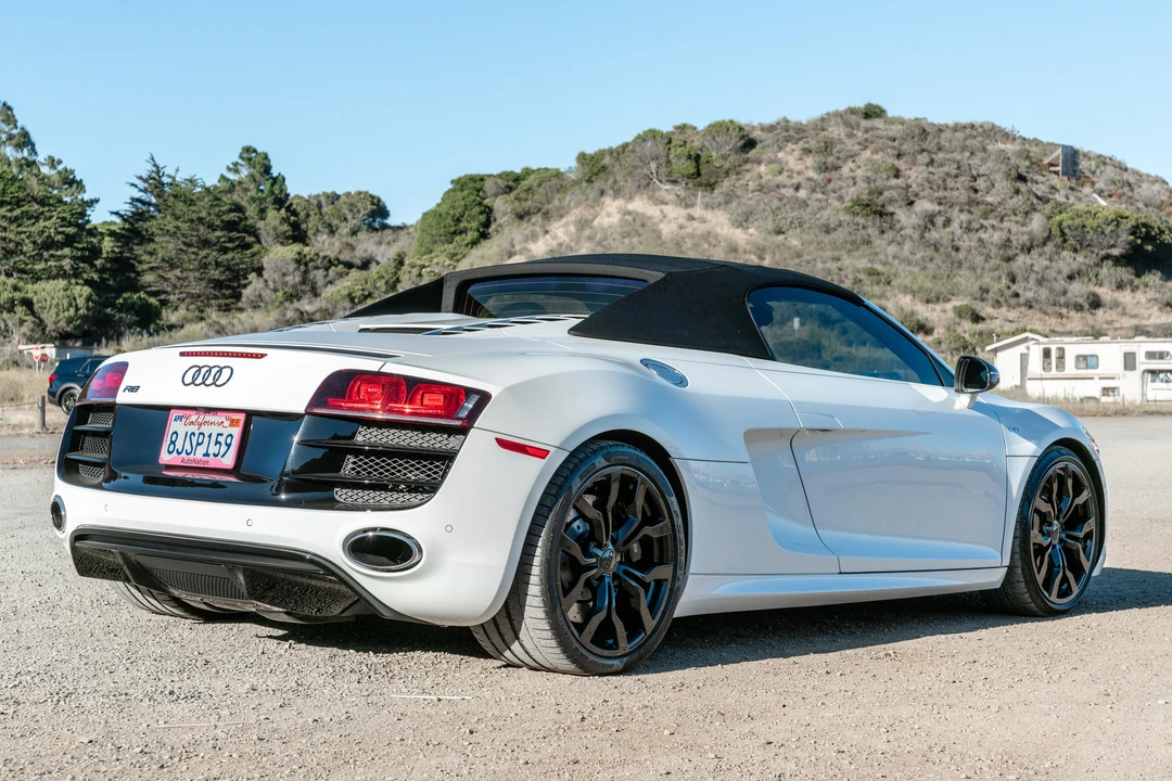 2011 Audi 42 R8 - Image 16 of 31