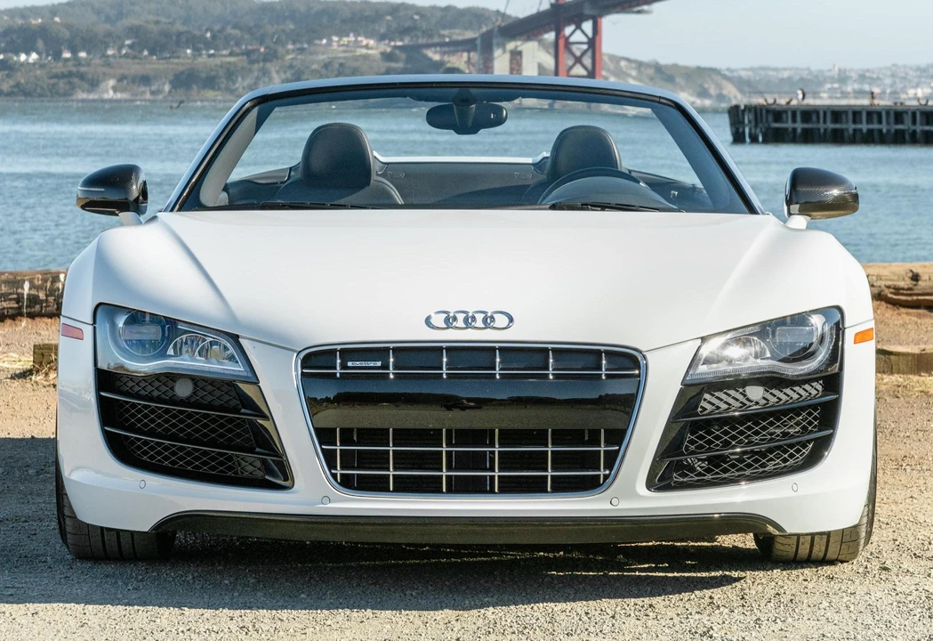 2011 Audi 42 R8 - Image 2 of 31