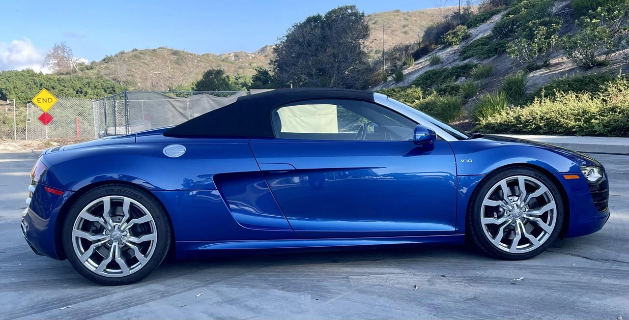 2011 Audi 42 R8 - Image 25 of 31