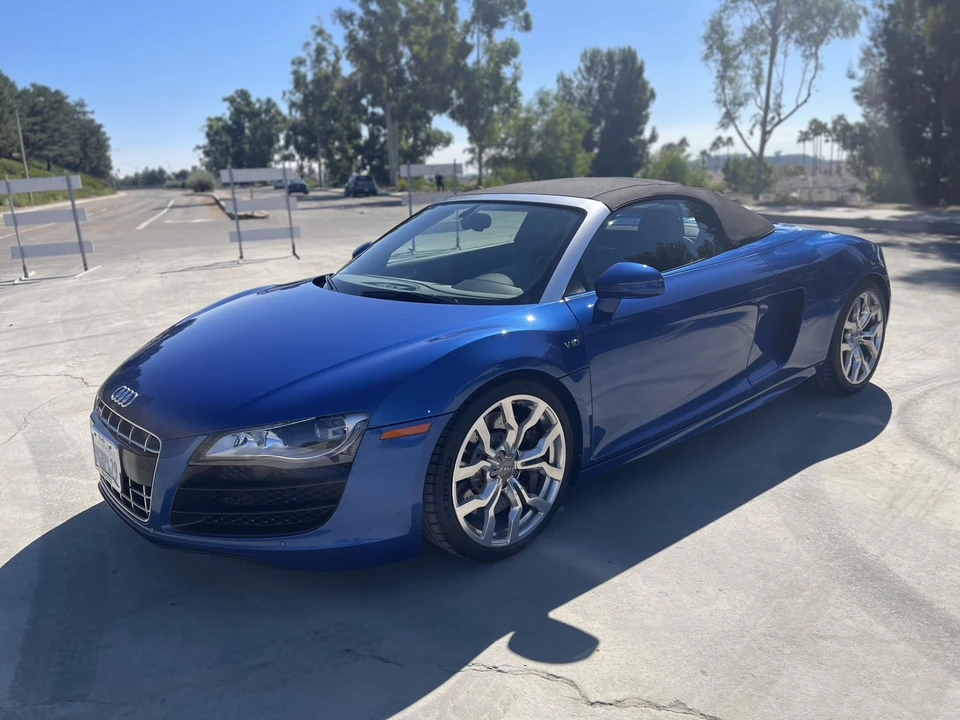 2011 Audi 42 R8 - Image 14 of 31