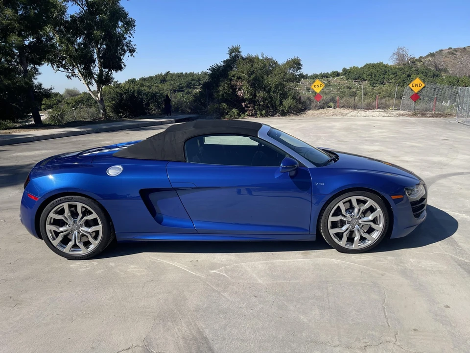 2011 Audi 42 R8 - Image 9 of 31