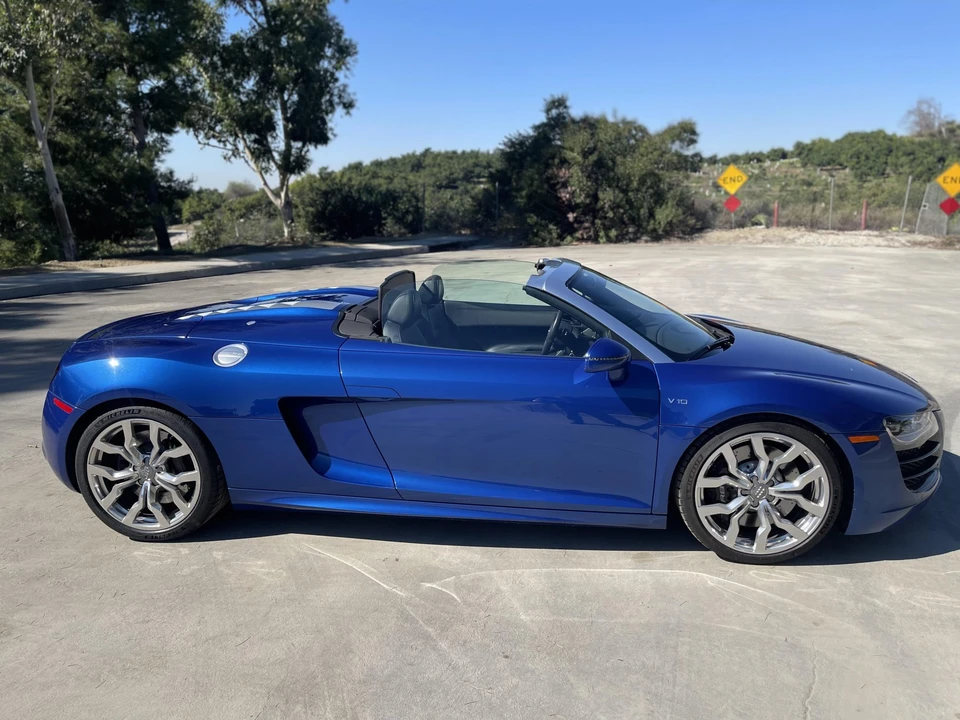 2011 Audi 42 R8 - Image 8 of 31