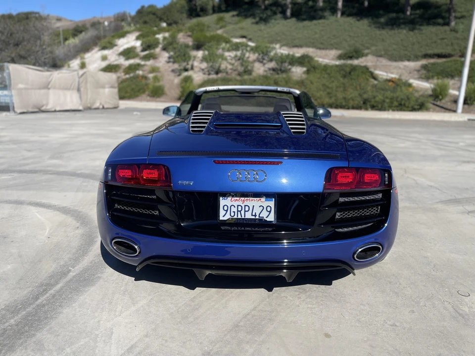 2011 Audi 42 R8 - Image 6 of 31