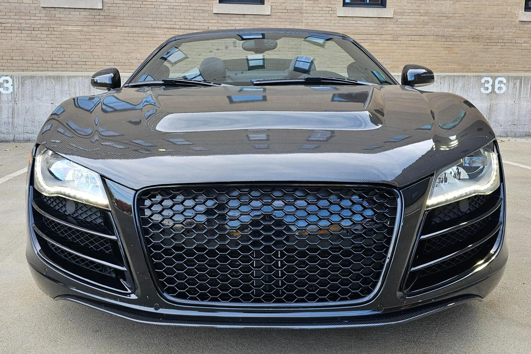2011 Audi 42 R8 - Image 2 of 31