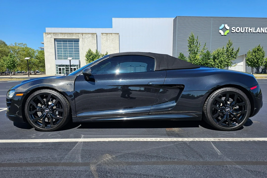 2011 Audi 42 R8 - Image 3 of 31