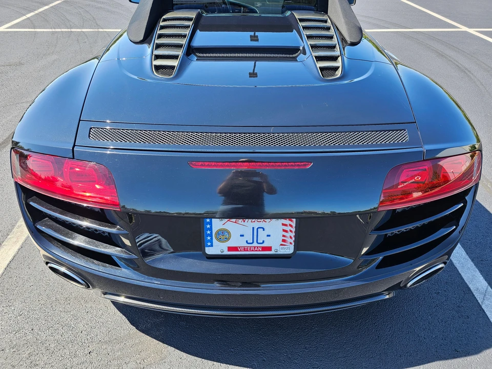 2011 Audi 42 R8 - Image 19 of 31