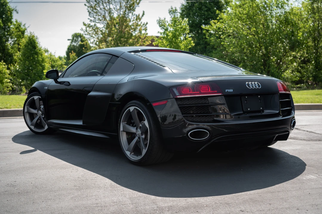 2011 Audi 42 R8 - Image 5 of 31