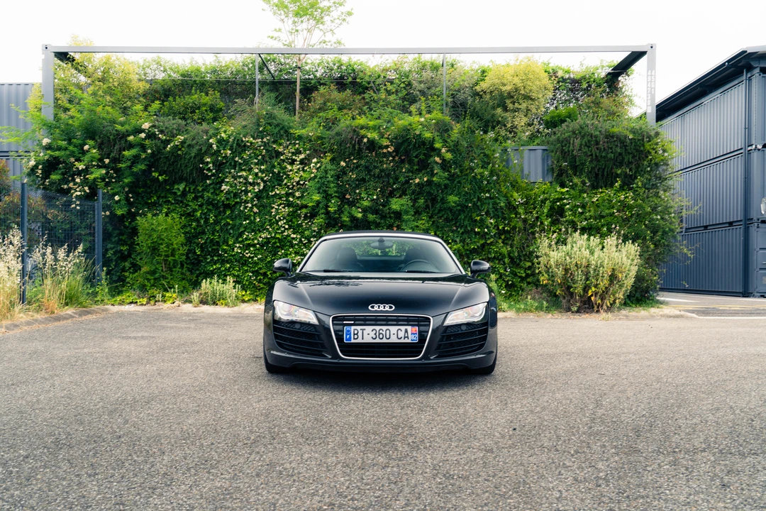 2011 Audi 42 R8 - Image 2 of 31