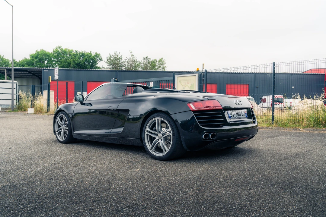 2011 Audi 42 R8 - Image 13 of 31