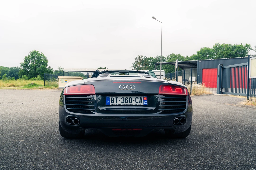 2011 Audi 42 R8 - Image 14 of 31