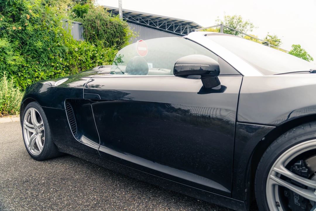 2011 Audi 42 R8 - Image 25 of 31