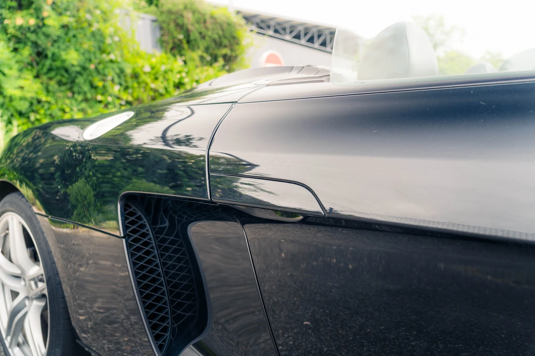 2011 Audi 42 R8 - Image 26 of 31