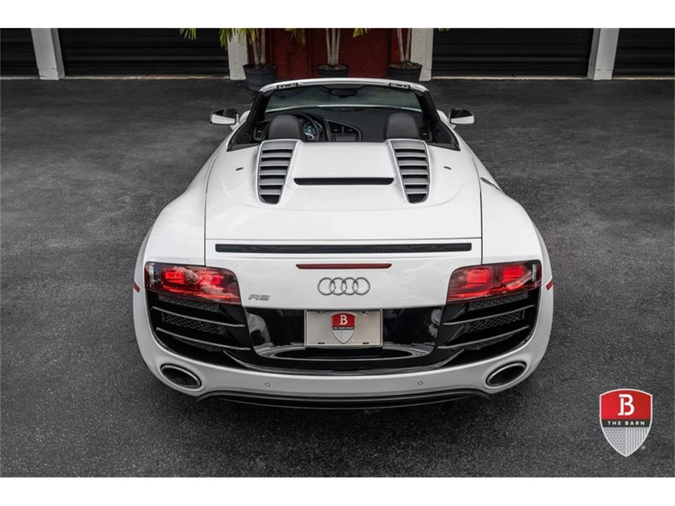 2011 Audi 42 R8 - Image 17 of 31