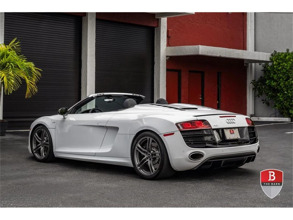 2011 Audi 42 R8 - Image 7 of 31