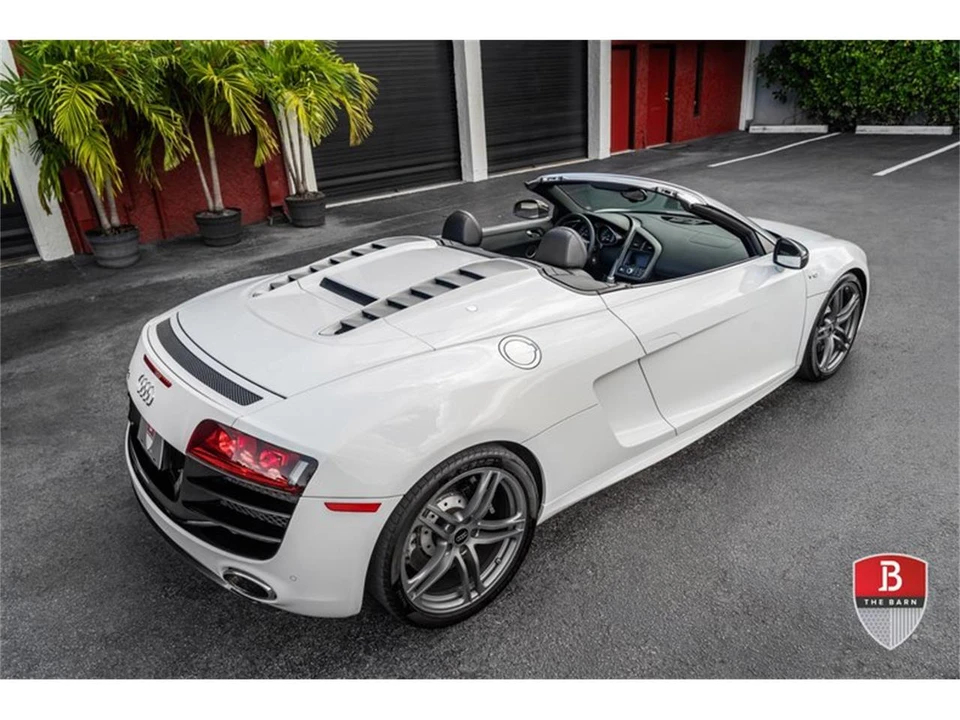 2011 Audi 42 R8 - Image 9 of 31