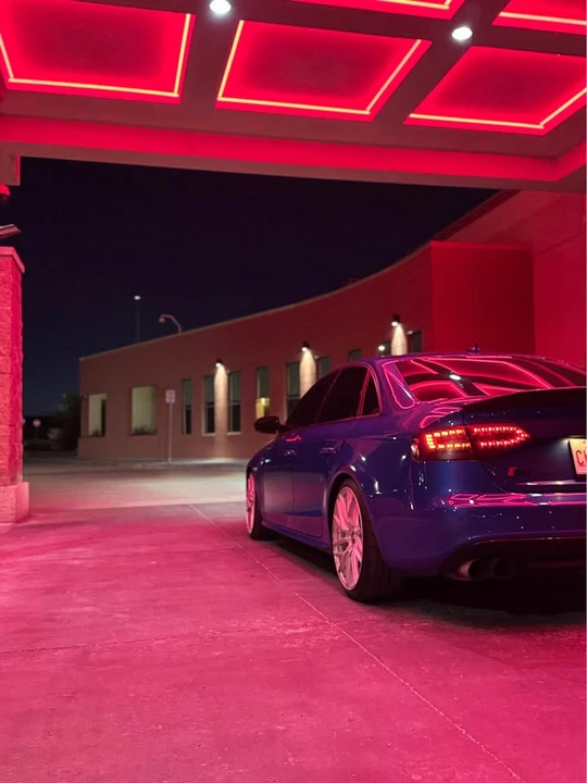 2011 Audi B8 S4 - Image 2 of 7