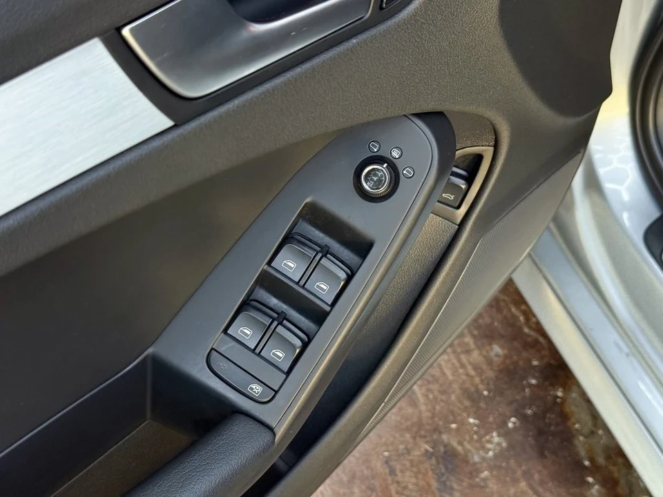 2011 Audi B8 S4 - Image 13 of 21