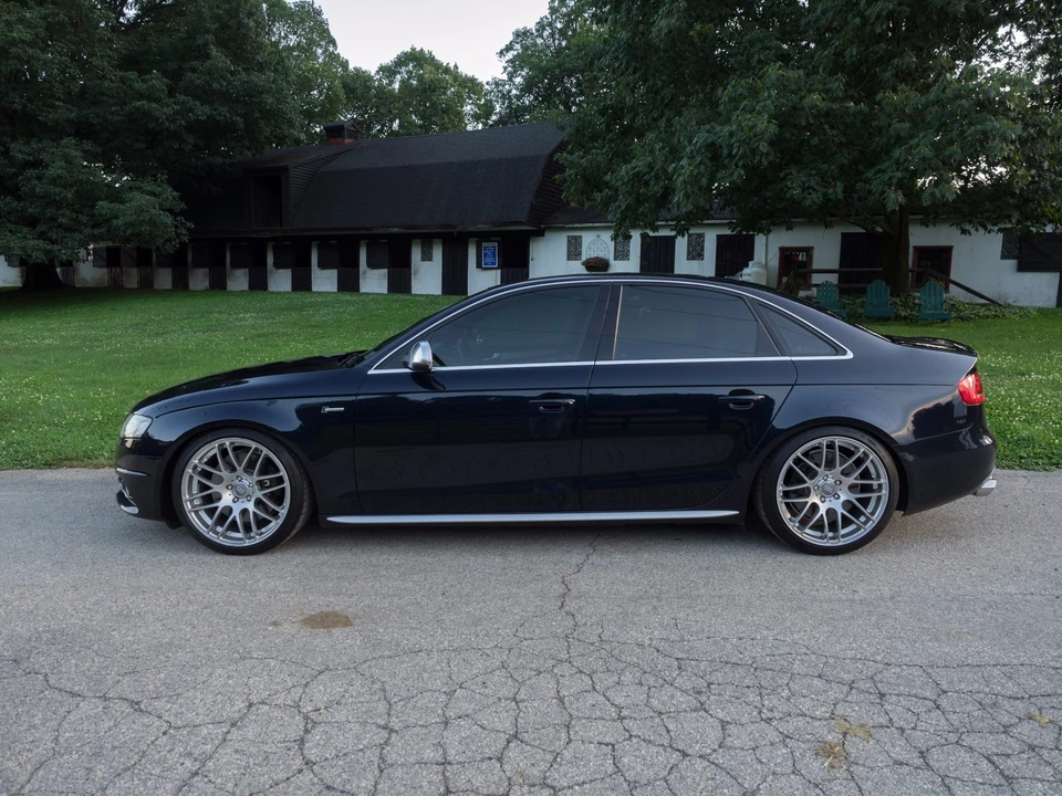 2011 Audi B8 S4 - Image 3 of 31