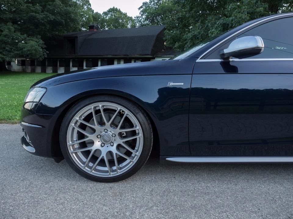 2011 Audi B8 S4 - Image 5 of 31