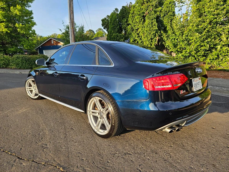 2011 Audi B8 S4 - Image 3 of 24