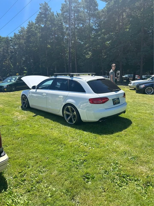 2011 Audi B8 S4 - Image 2 of 6