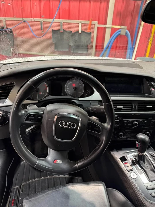 2011 Audi B8 S4 - Image 10 of 12
