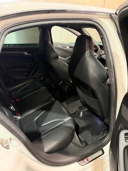 2011 Audi B8 S4 - Image 8 of 12