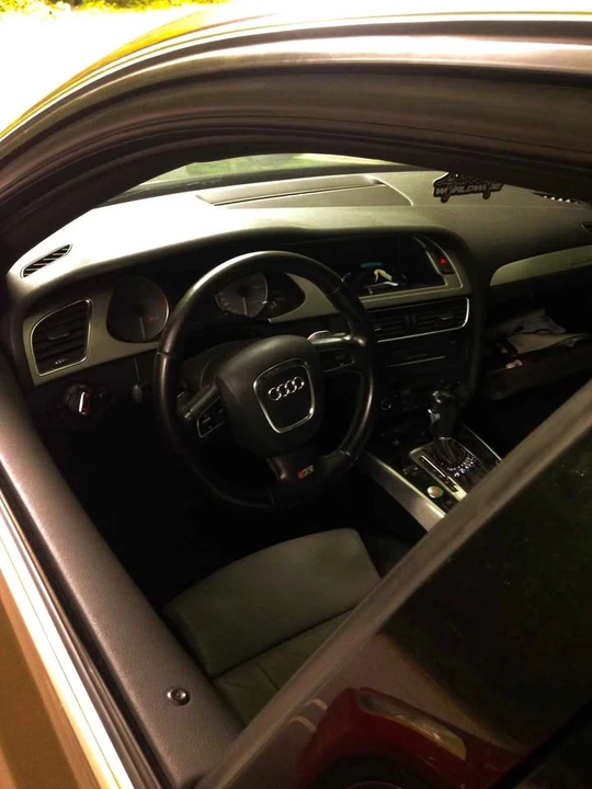 2011 Audi B8 S4 - Image 3 of 8