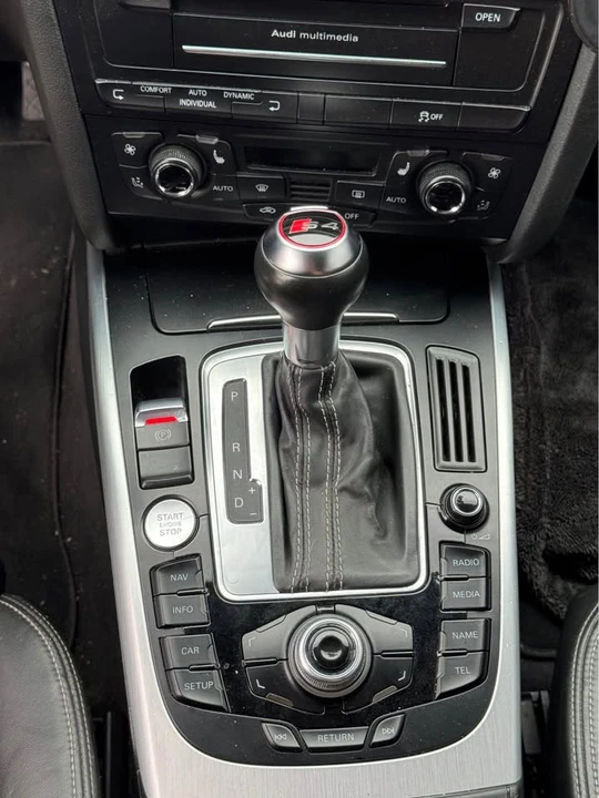 2011 Audi B8 S4 - Image 16 of 19