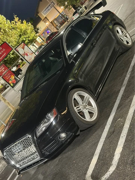 2011 Audi B8 S4 - Image 3 of 5