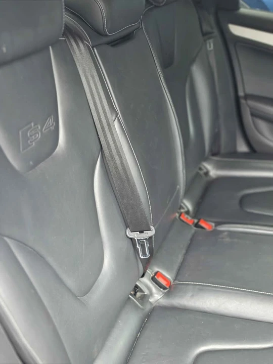 2011 Audi B8 S4 - Image 9 of 11